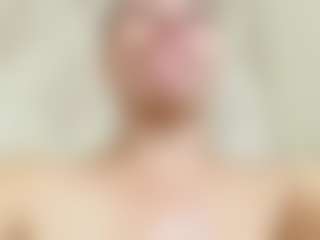 LizethBels MILF webcam performer live streaming