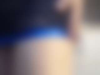 LizethBels MILF webcam performer live streaming