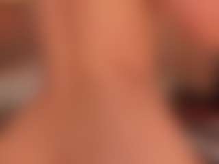 Live cam show with AlyssaDean - Garter on parknlotfishbdy