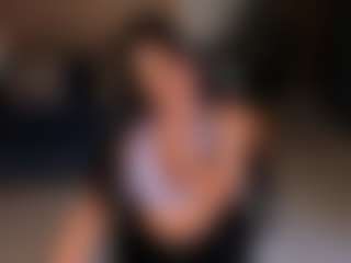 Live cam show with AlyssaDean - Garter on Free Soda