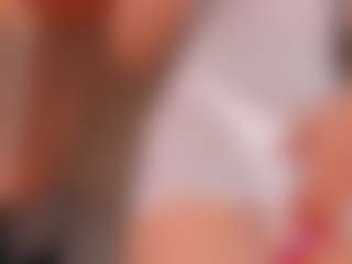 Live cam show with AlyssaDean - Natural on Camsoda