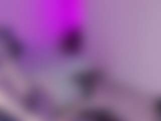 Luna's Live Sex Cam Show