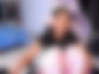 Luna's Live Sex Cam Show