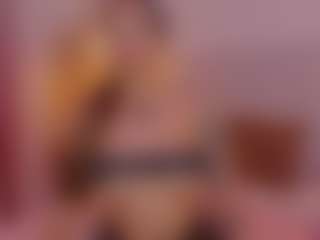 CrystalW's Live Sex Cam Show