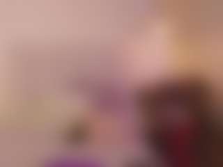 CrystalW's Live Sex Cam Show
