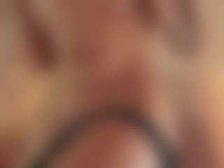CrystalW's Live Sex Cam Show