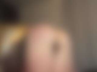 ClaudiaCrush's Live Sex Cam Show