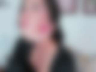 Live cam show with Emily-Parrker - Body Massage on liverealitysex.com