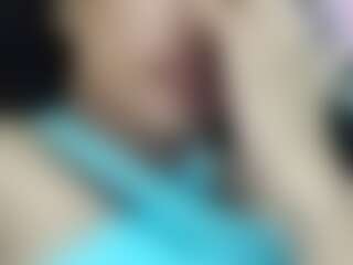 keniaStra's Live Sex Cam Show