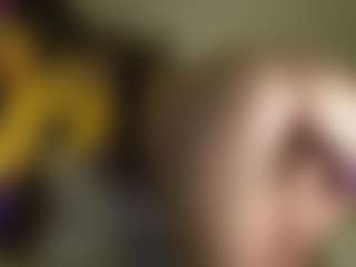 AnnyBangs's Live Sex Cam Show