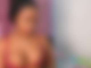Live cam show with LILISANTOS - Granny on TeamSkeetLive