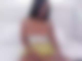 Live cam show with 1m-nahomi - Eating Pussy on CamwithHer