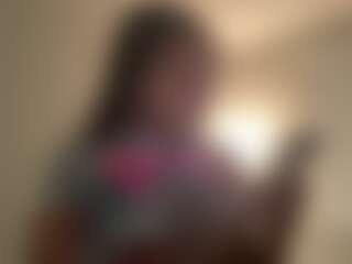 CreamyDreamyy's Live Sex Cam Show