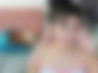 Live cam show with miley777 - Skinny on Gym Cam Girls