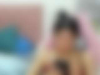 Live cam show with miley777 - Average on livesuperchat.net