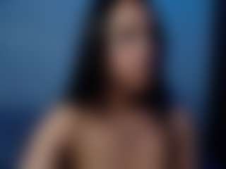 Live cam show with CallmeAmber - Camel Toe on Mixed Magazine Live