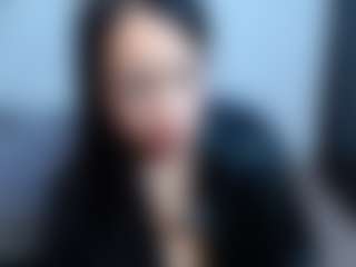 CallmeAmber MILF webcam performer live streaming