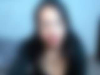 CallmeAmber MILF webcam performer live streaming
