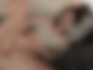 Live cam show with Adelinee Night Girl - Oil on xxxlivecams.org