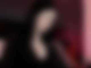 Live-sekscamshow van Adelinee Night Girl
