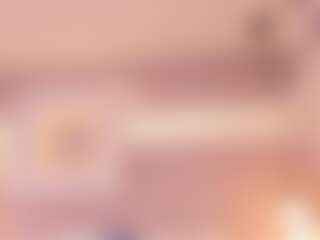 Evelyn's Live Sex Cam Show