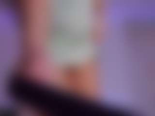 Live cam show with LilyRoselyn - Longlegs on anonymated.com