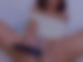 Live cam show with LilyRoselyn - Longlegs on boobsie.com