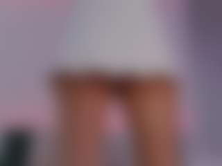Live cam show with LilyRoselyn - Longlegs on justonemore.cc