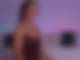 Live cam show with LilyRoselyn - Longlegs on CSO-WL