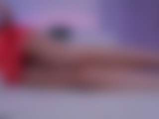 Live cam show with LilyRoselyn - Small Ass on Dare Cams