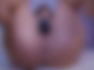 LilyRoselyn's Live Sex Cam Show