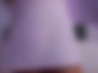 Live cam show with LilyRoselyn - Longlegs on UwU Esports