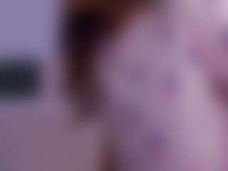Cam Show en direct de LilyRoselyn