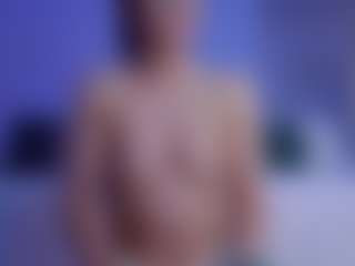 Live cam show with LilyRoselyn - Findomme on Gym Cam Girls