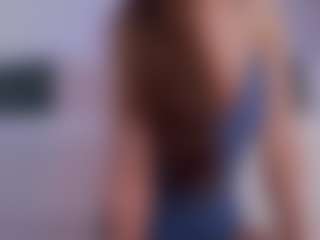 Live cam show with LilyRoselyn - Glasses on Camsoda
