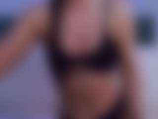 Live cam show with LilyRoselyn - Findomme on CamClone