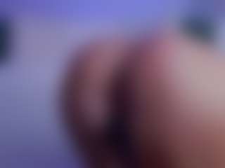 Live cam show with LilyRoselyn - Glasses on SinfulBabes