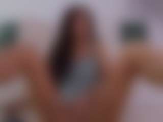 Live cam show with LilyRoselyn - Brown Hair on SmokeAndPoke