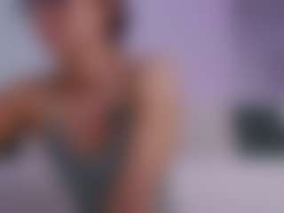 Live cam show with LilyRoselyn - Findomme on Camsoda