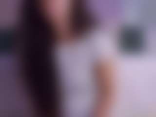 Live cam show with LilyRoselyn - Body Massage on Camsoda