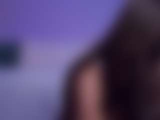 Live cam show with LilyRoselyn - Longlegs on Cam Slut