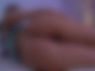 Live cam show with LilyRoselyn - Findomme on Camsoda