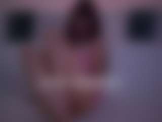 Live cam show with LilyRoselyn - Longlegs on parknlotfishbdy