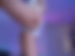 Live cam show with LilyRoselyn - Fit on alttransgirls