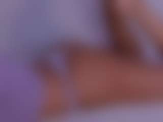 Live cam show with LilyRoselyn - Mistress on AdultVida.com
