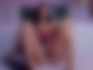 Live cam show with LilyRoselyn - Glasses on Camsoda