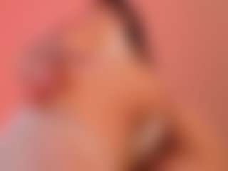 Live cam show with DarlaBelle - Blonde Hair on Camversity