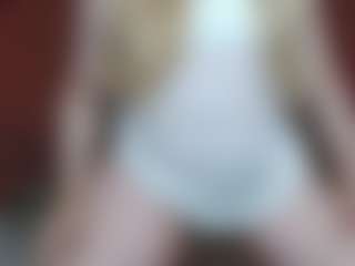 elena-evans's Live Sex Cam Show