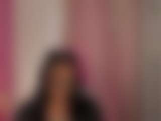 Live cam show with KhelanyIsyy - No Smoking on Mixed Magazine Live