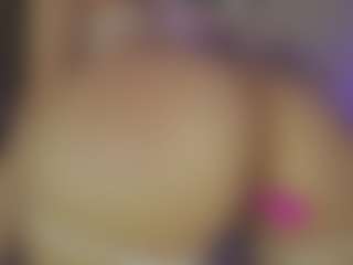 Live cam show with Innanaa - Milk on Camsoda Late Night